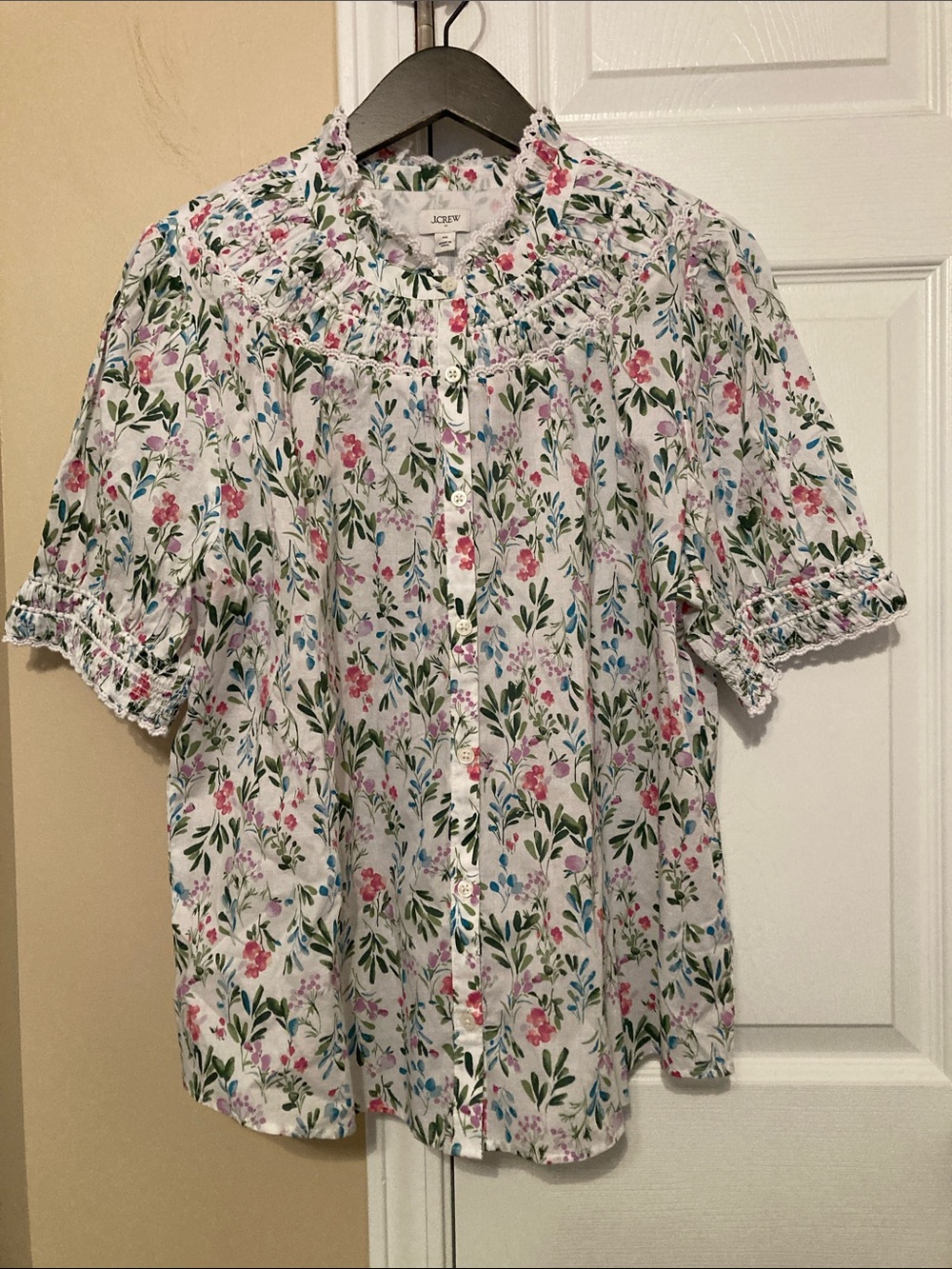 JCrew Factory short sleeve floral smocked top